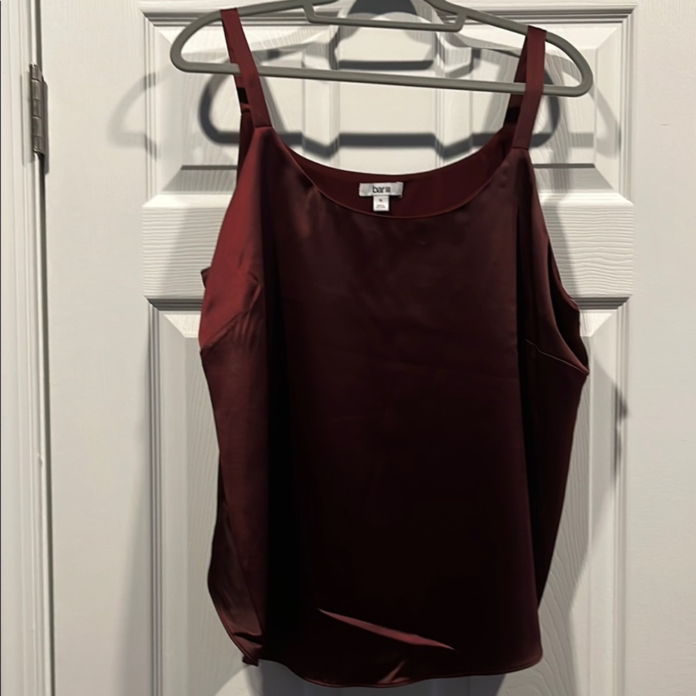 plus Size 1X Bar III Burgundy Satin Camisole Top. 98% Polyester 2% Elastane.